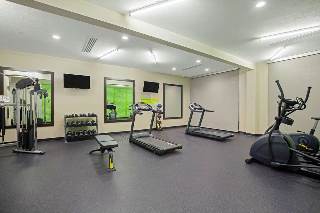 La Quinta Inn & Suites by Wyndham Cedar City - photo 8