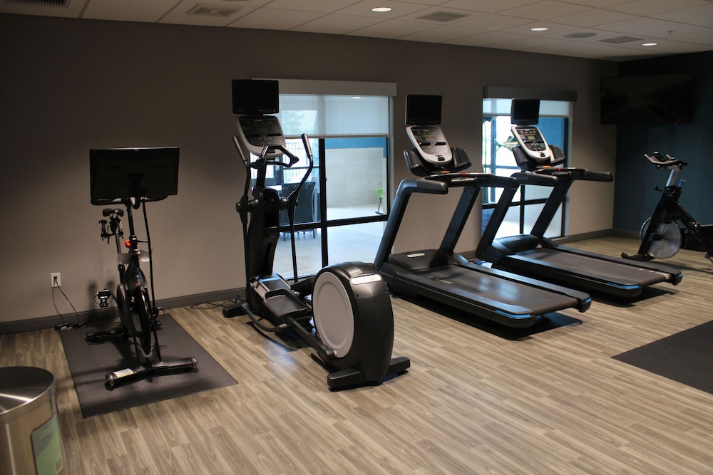 Hampton Inn & Suites Pekin Peoria Area - photo 20