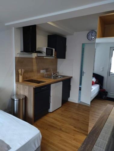 Studio la Voie Verte Wi Fi Tele in Lorient, France