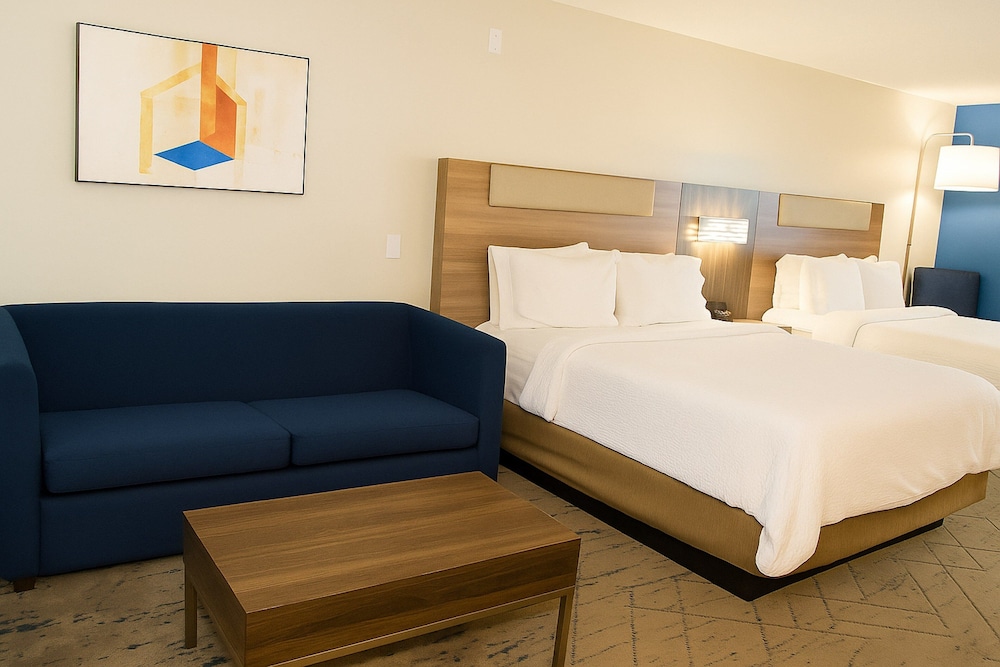 Holiday Inn Express & Suites Alliance by IHG - photo 21