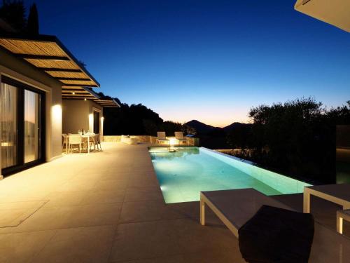 Uranos by Vintage Travel in Agios Dimitrios, Greece