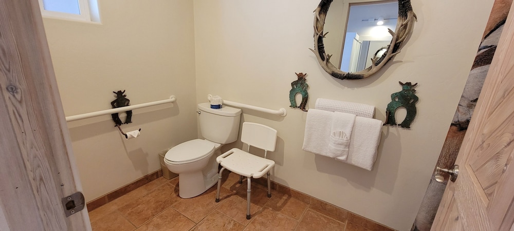 Hot Springs Inn - photo 25