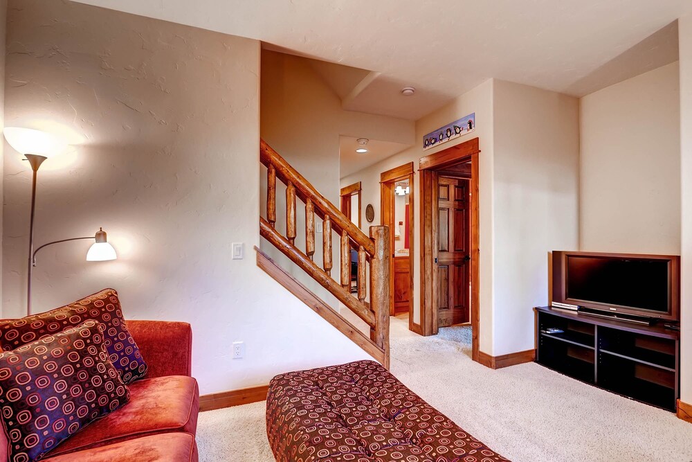 Eagleridge Townhomes 1421 - photo 4