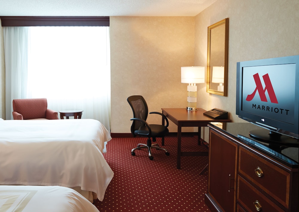 Columbus Airport Marriott - photo 6