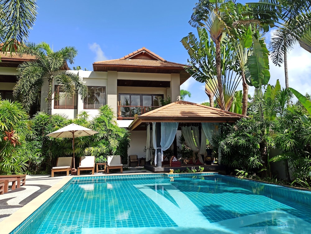 Baan Luxor — 4-Star Luxury Hotel in Koh Samui, Thailand