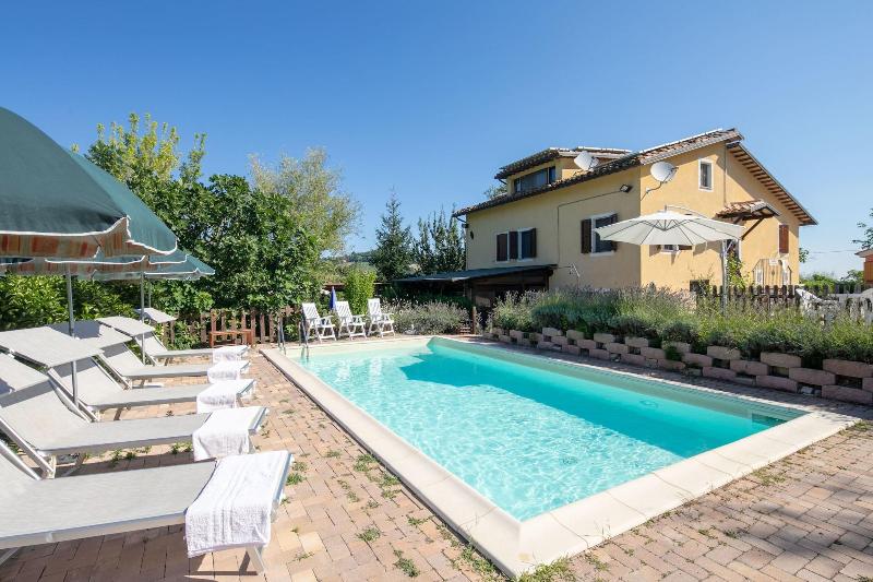 Villa Sibillini Country House — 4-Star Luxury Hotel in San Ginesio, Italy