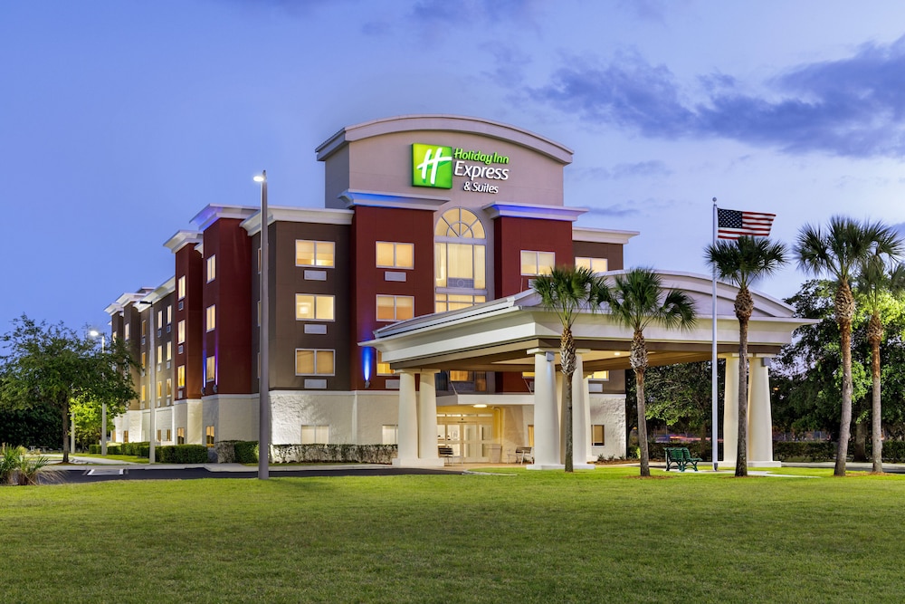 Holiday Inn Express Hotel & Suites Fort Pierce West an IHG Hotel - featured photo