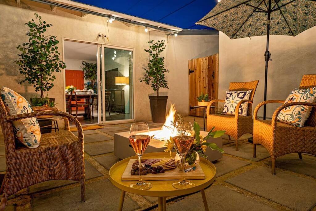 Hello Sunshine OC minutes to Disneyland Family Friendly — hotel in Fullerton