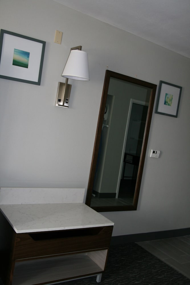 Hampton Inn Clarion - photo 28