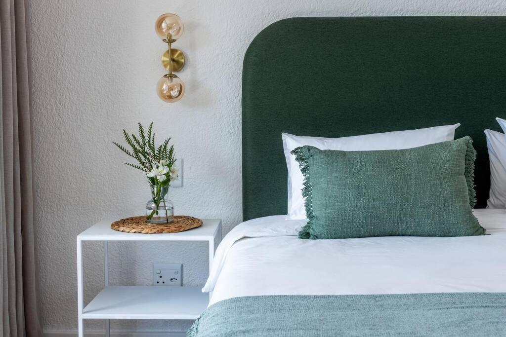 Greenpoint Emerald