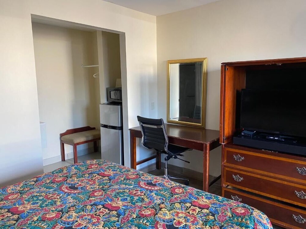 Relax Inn Plaquemine - photo 8