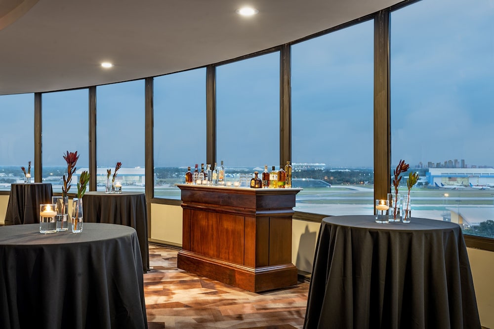 Tampa Airport Marriott - photo 37