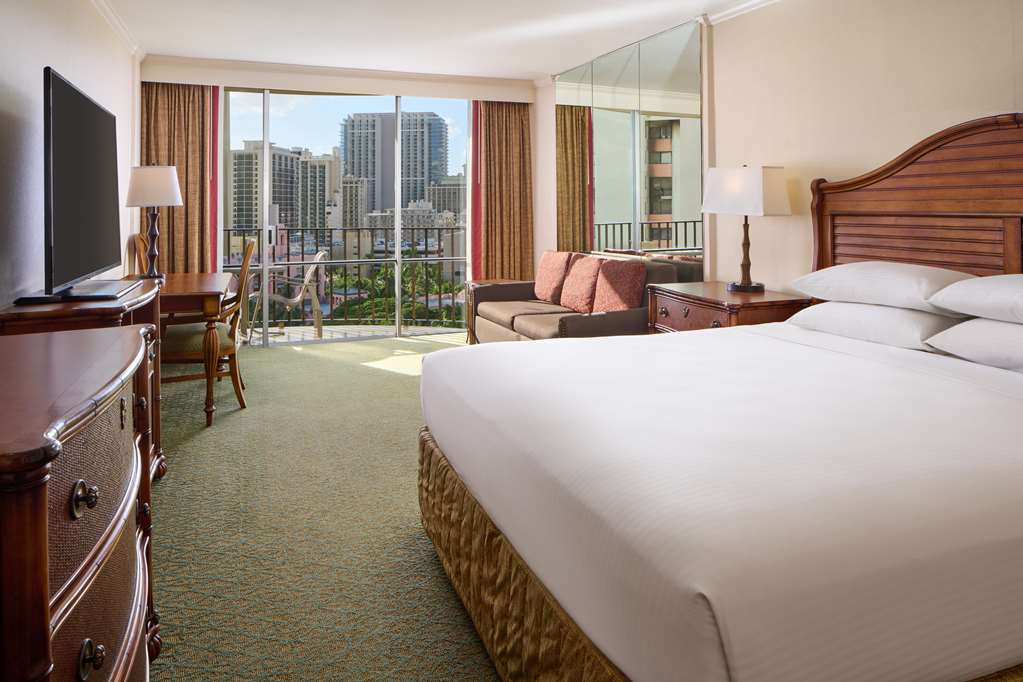 Outrigger Waikiki Beach Resort - photo 51