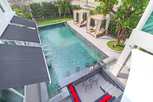 Stylish 2 Villa Combination by Hi At Home — Nong Prue — photo 4