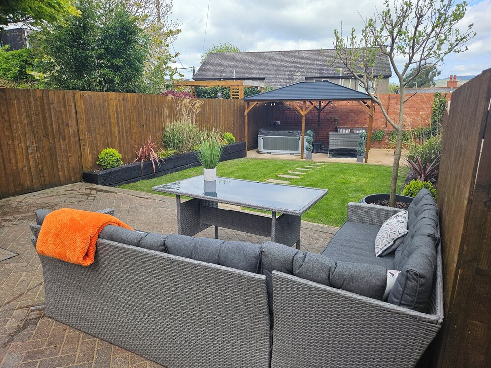 Rhif Saith in Ruthin, United Kingdom