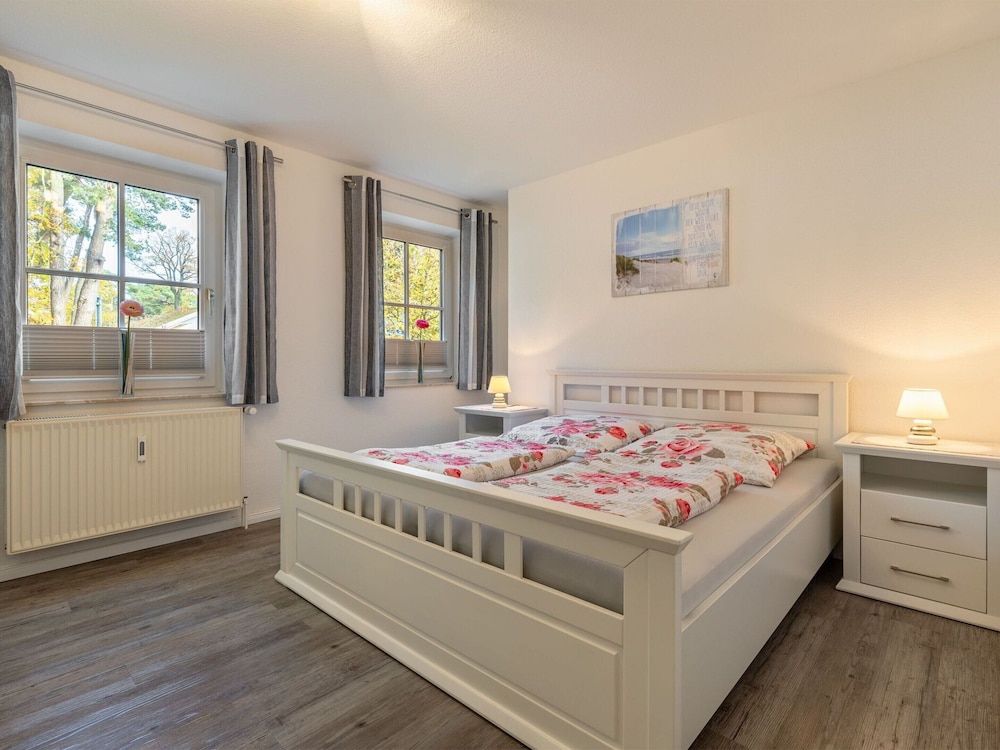 Stunning Apartment in Boltenhagen With Terrace — 4-Star Luxury Hotel in Ostseebad Boltenhagen, Germany