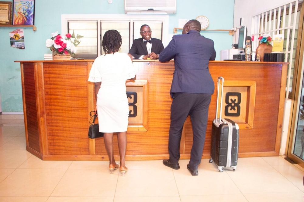 NP Plaza Hotel in Akropong, Ghana
