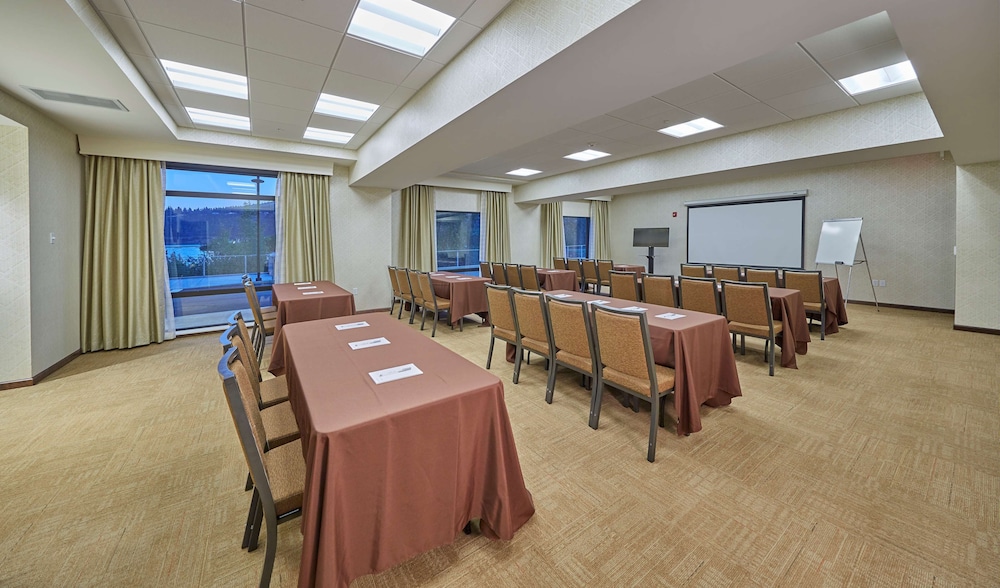 Hampton Inn & Suites Hood River - photo 27