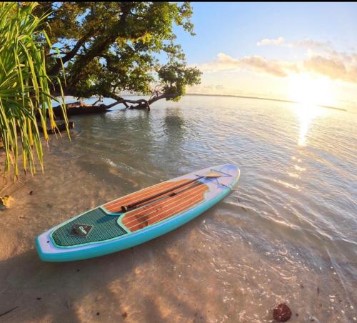 Lope Lope Beach Bungalows — hotel in Luganville