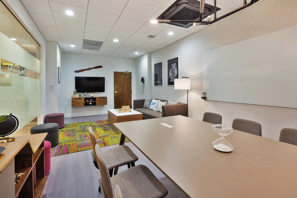 Crowne Plaza Dulles Airport by IHG - photo 114