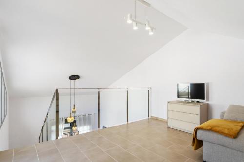 CB Living Cosy loft with terrace Villamartin — Alicante — photo 5