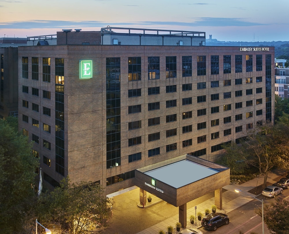 Embassy Suites by Hilton Washington D.C. Georgetown - photo 32