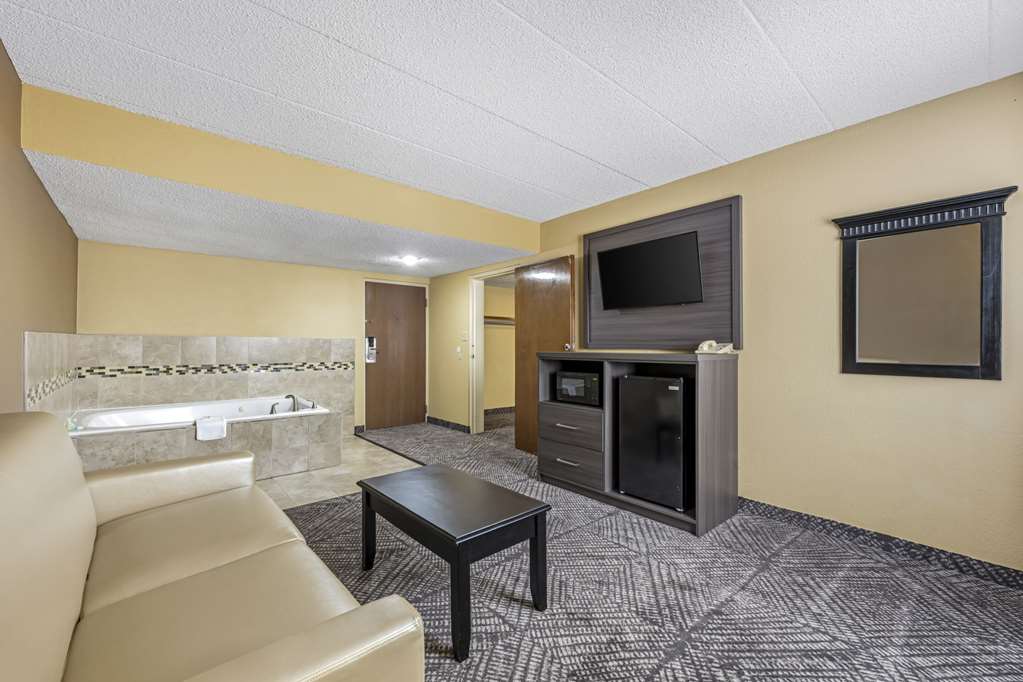 Quality Inn & Suites Lincoln South - photo 21
