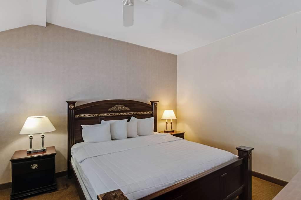 Americas Best Value Inn Torrington CT - photo 18