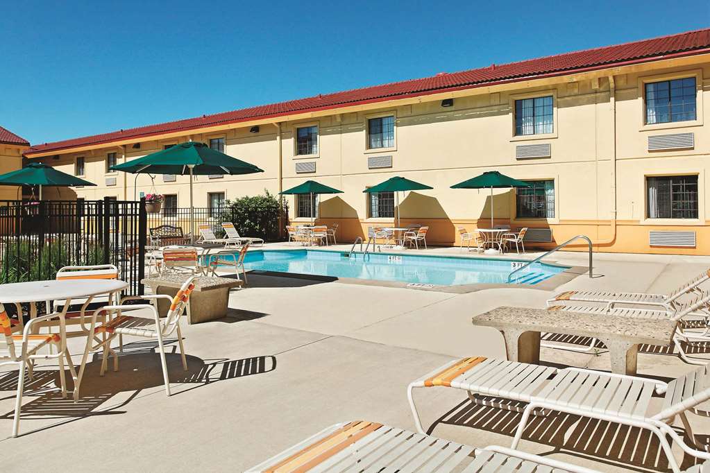 La Quinta Inn by Wyndham Champaign - photo 11