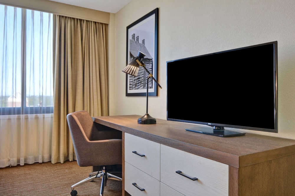 Embassy Suites Hotel Winston Salem - photo 14