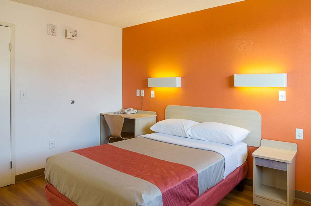 Motel 6 Denver CO Downtown - photo 21