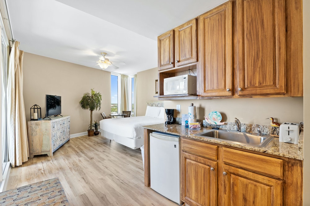 Splash Beach Resort by Panhandle Getaways - photo 412