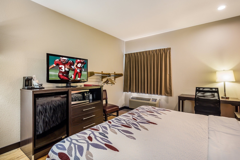 Red Roof Inn St Louis Troy IL - photo 8