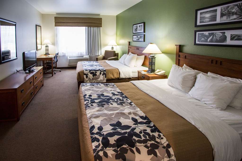 Sleep Inn & Suites Conference Center Eau Claire North - photo 11