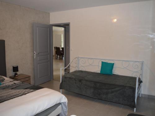 Clos de Puyraton — 4-Star Luxury Hotel in Tours, France