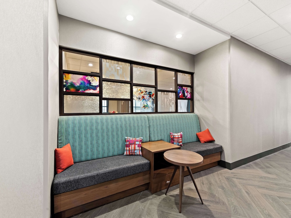 Hampton Inn Longview - photo 32