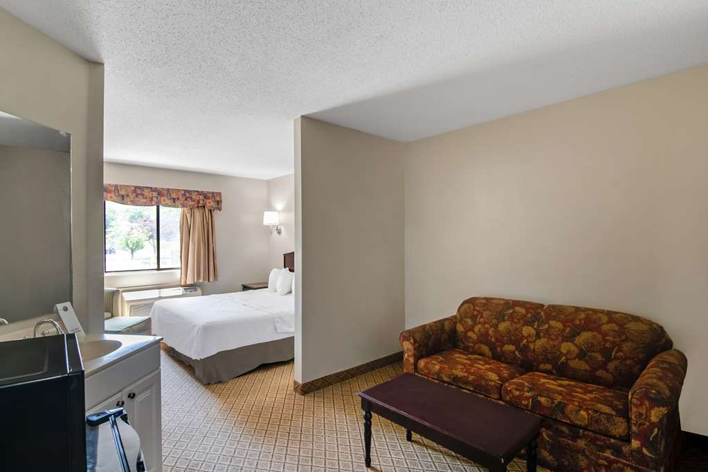 Americas Best Value Inn Torrington CT - photo 21