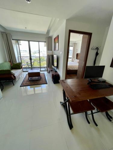 Luxury Apartment Harbour Bay Residences — 4-Star Luxury Hotel in Batam, Indonesia