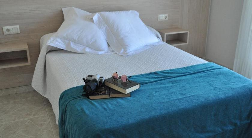 Hotel Restaurante Casa Portuguesa in Meano, Spain