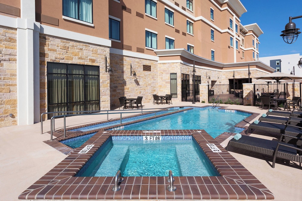 Courtyard San Angelo - photo 25