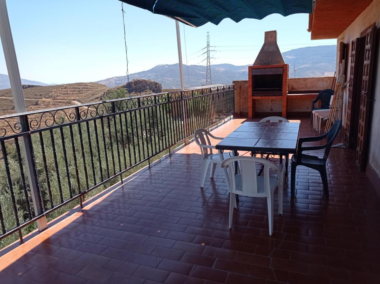 Casa Rural Chalet Venta Del Aire Cortijo Terron — 4-Star Luxury Hotel in Lanjaron, Spain