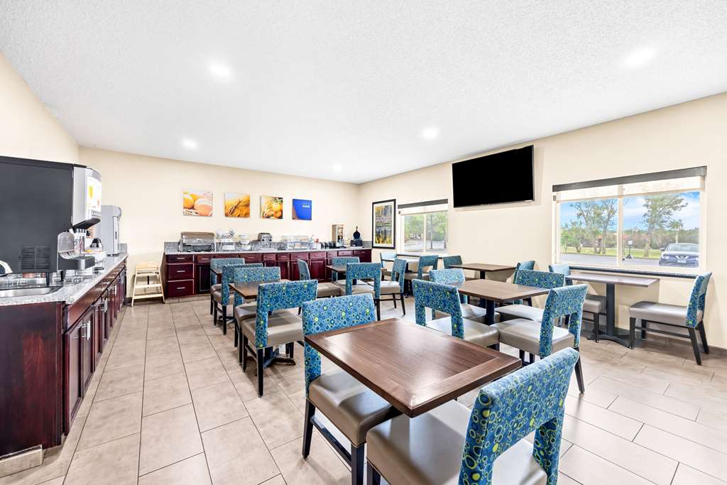 Comfort Inn & Suites Pueblo - photo 63