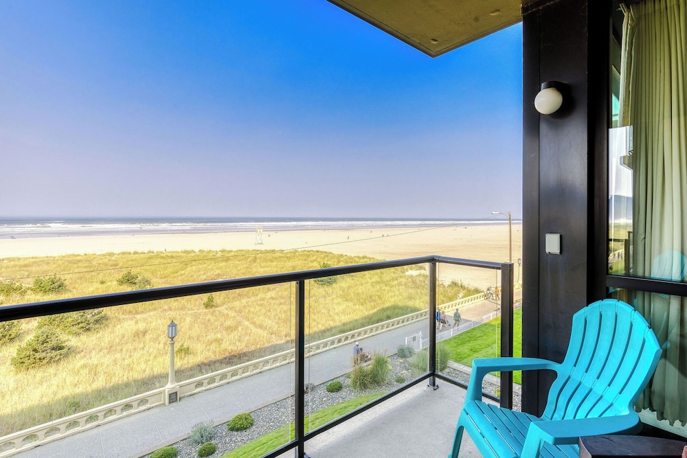 Sand & Sea Resort Condominiums - photo 993