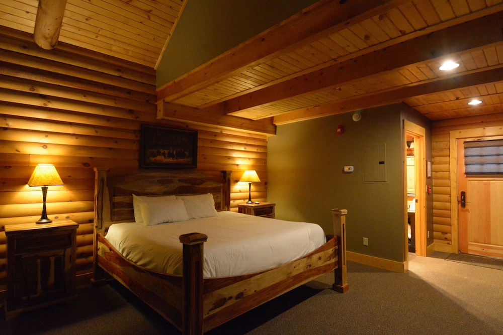 The Lodges at Sunset Village - photo 6