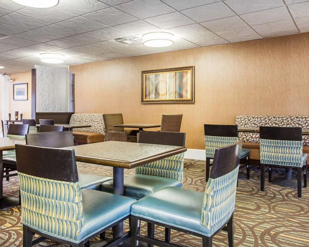 Comfort Inn & Suites at Stone Mountain - photo 29