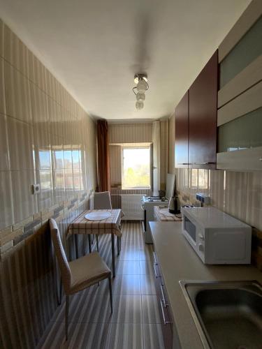 Le Garçon de Adi Cosy Quiet Spatious Studio — 4-Star Luxury Hotel in Bucharest, Romania
