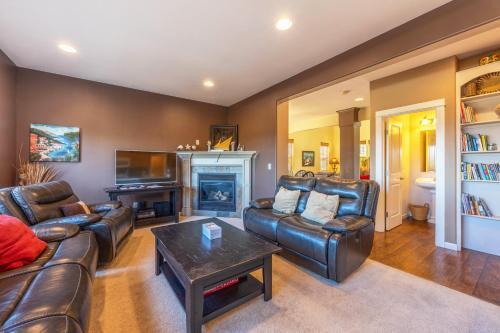 West Sail River Mt Vw 5Br 2.5B - photo 5