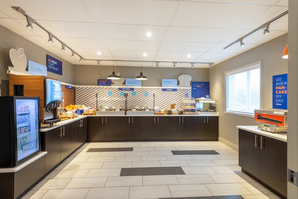 Holiday Inn Express Vermilion by IHG - photo 30