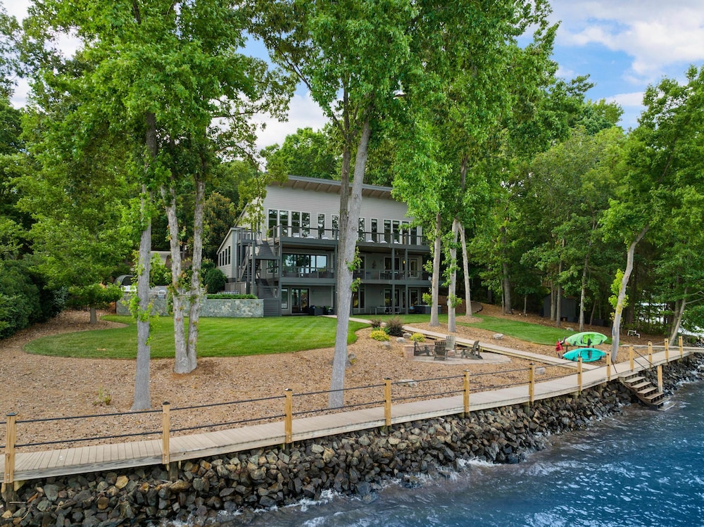 Lake Norman Getaway - photo 101