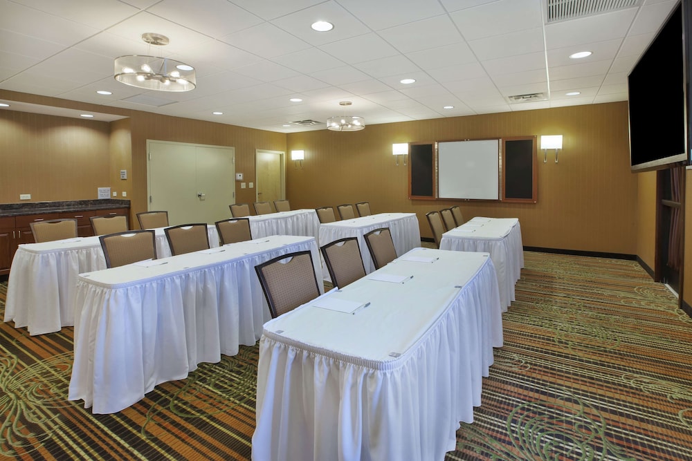 Hampton Inn Brockport NY - photo 37